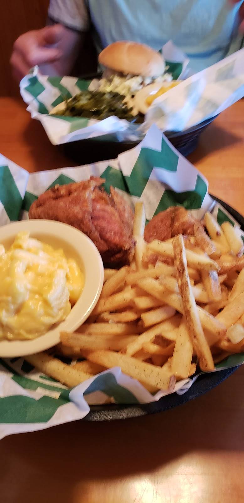 Park Avenue BBQ Grille | restaurant | 525 US-1, North Palm Beach, FL 33408, USA | 5618427427 OR +1 561-842-7427