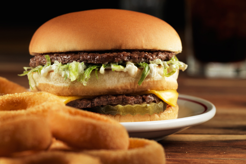 Frischs Big Boy | bakery | 1006 N Main St, Bowling Green, OH 43402, USA | 4193525131 OR +1 419-352-5131