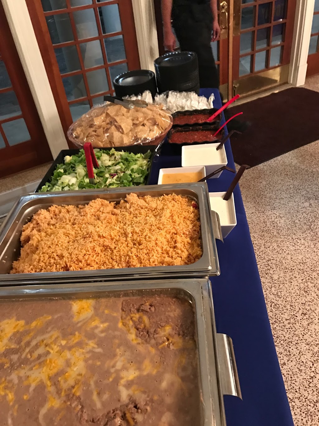 Los Domingos Restaurant and Lounge | restaurant | 1520 E Main St, Barstow, CA 92311, USA | 7602561381 OR +1 760-256-1381