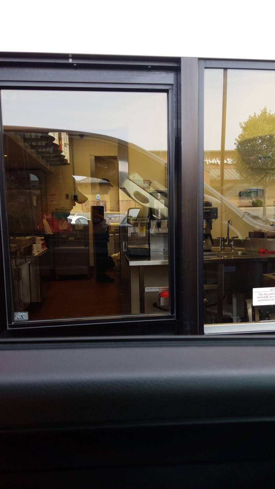 Wendys | restaurant | 8541 South Ave, Poland, OH 44514, USA | 3307290395 OR +1 330-729-0395