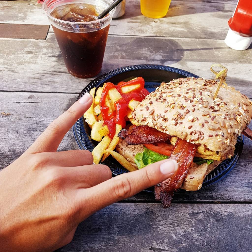 Deuces and The Diamond Club | restaurant | 3505 N Clark St, Chicago, IL 60657, USA | 7736445554 OR +1 773-644-5554