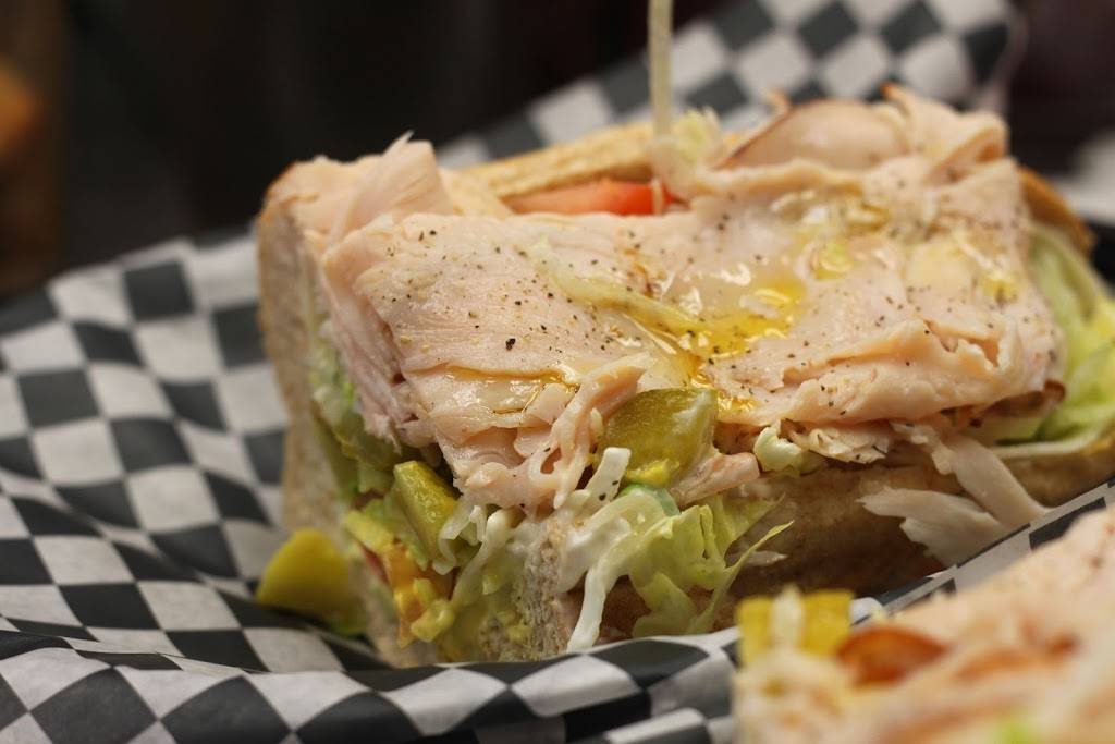 Hungry Bear Deli | restaurant | 2205 S Melrose Dr #103, Vista, CA 92081, USA | 7602952295 OR +1 760-295-2295
