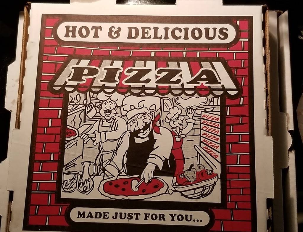 Ultimate Pizza & Chicken | restaurant | 52 Barker Rd, Whitmore Lake, MI 48189, USA | 7344495252 OR +1 734-449-5252