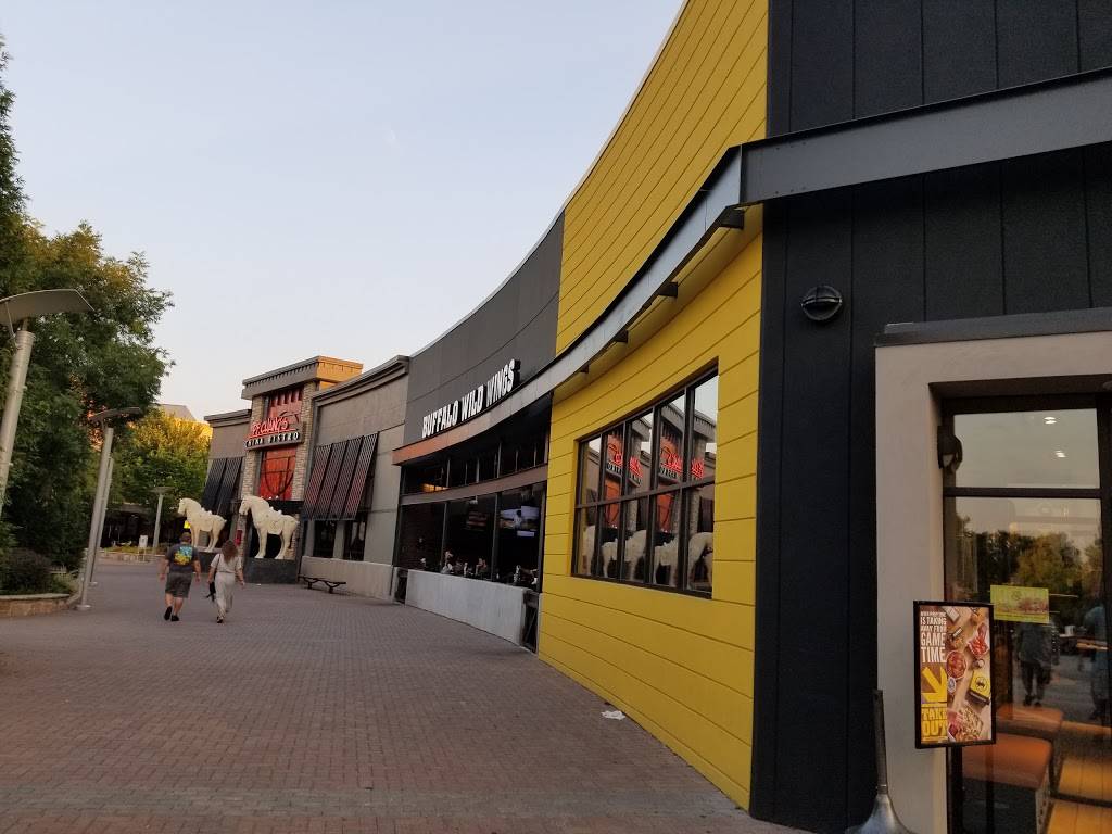 Buffalo Wild Wings | meal takeaway | 2860 Cumberland Mall Ste. 1630, Atlanta, GA 30339, USA | 7704354275 OR +1 770-435-4275