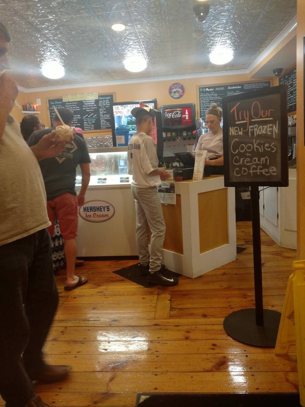 Jimmy Ds | restaurant | 413 Main St, Sturbridge, MA 01566, USA | 7743041023 OR +1 774-304-1023