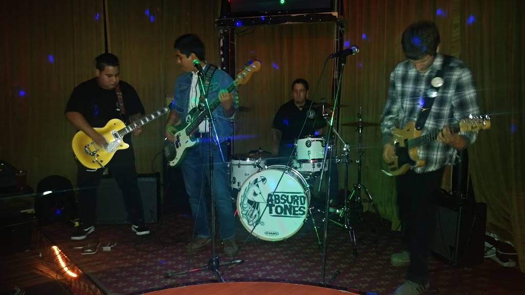 Universal Bar & Grill | restaurant | 4093 Lankershim Blvd, North Hollywood, CA 91602, USA | 8187662114 OR +1 818-766-2114