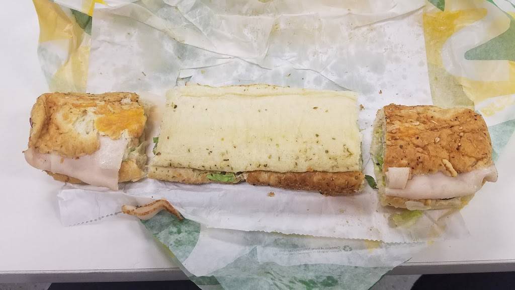 Subway | restaurant | 6035 Gateway Center Dr, Kannapolis, NC 28081, USA | 7047881221 OR +1 704-788-1221