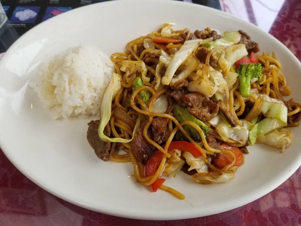 Fuji Japanese Restaurant | restaurant | 123 East Bay Drive Northeast, Olympia, WA 98506, USA | 3603520306 OR +1 360-352-0306