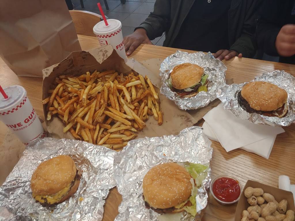 Five Guys | meal takeaway | 1612 S Nevada Ave, Colorado Springs, CO 80906, USA | 7196338532 OR +1 719-633-8532