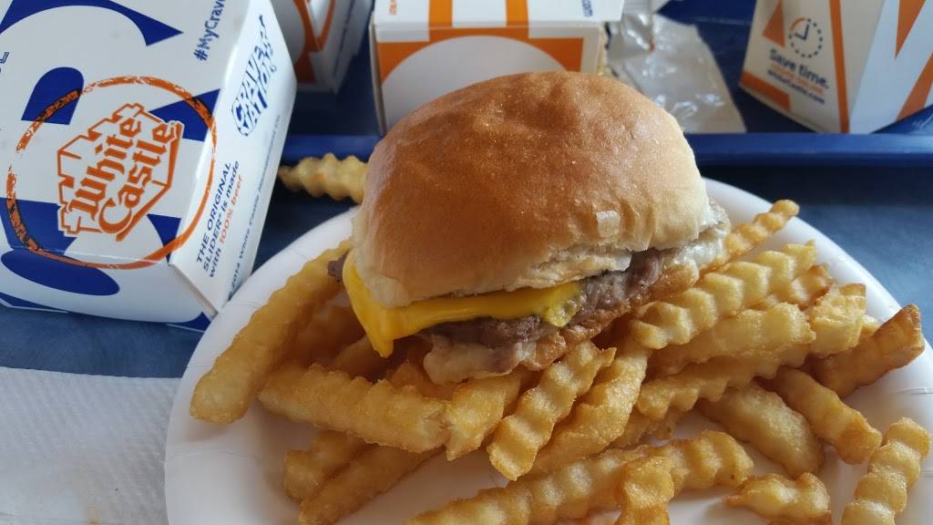 White Castle | restaurant | 6290 Grand Ave, Gurnee, IL 60031, USA | 8478559441 OR +1 847-855-9441