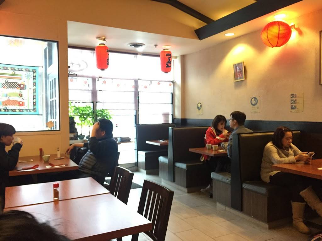 Koi Sakana | restaurant | 360 Hwy 7 #3, Richmond Hill, ON L4B 3Y7, Canada | 9058828802 OR +1 905-882-8802