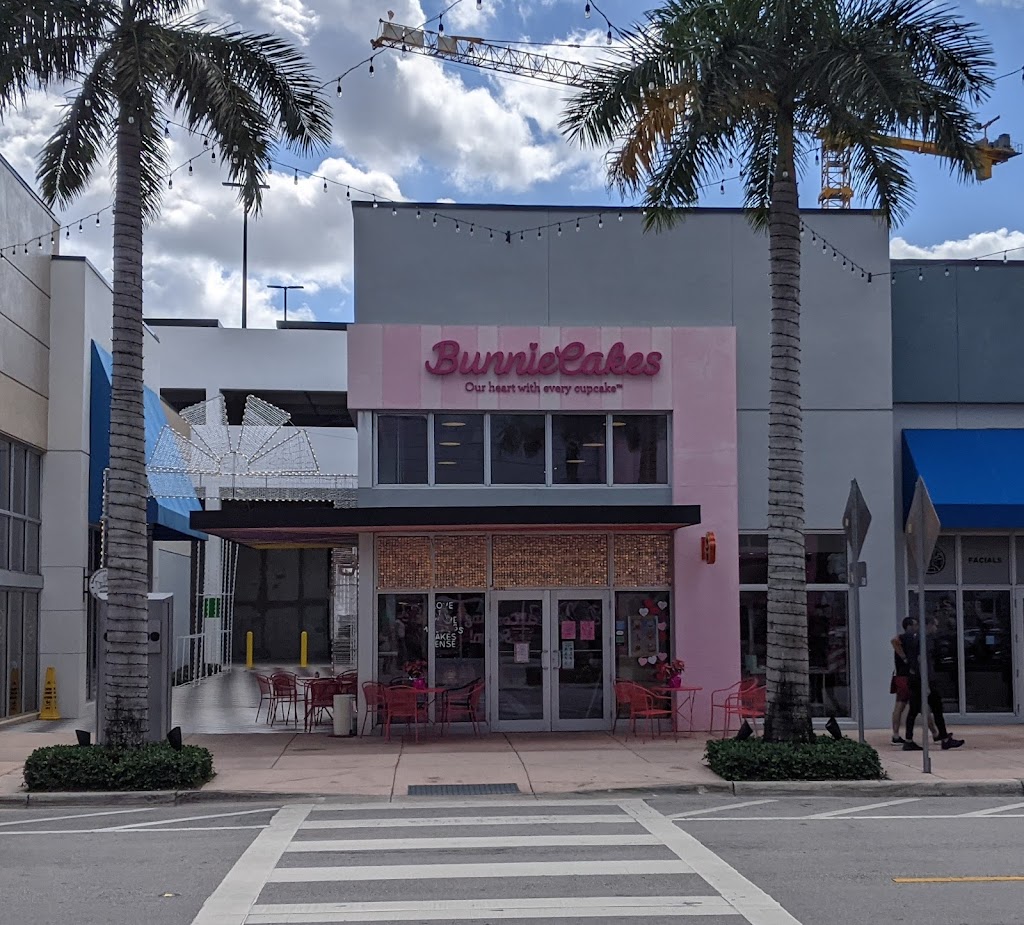 Bunnie Cakes | bakery | 8450 NW 53rd St Suite H101, Doral, FL 33166, USA | 7865773243 OR +1 786-577-3243