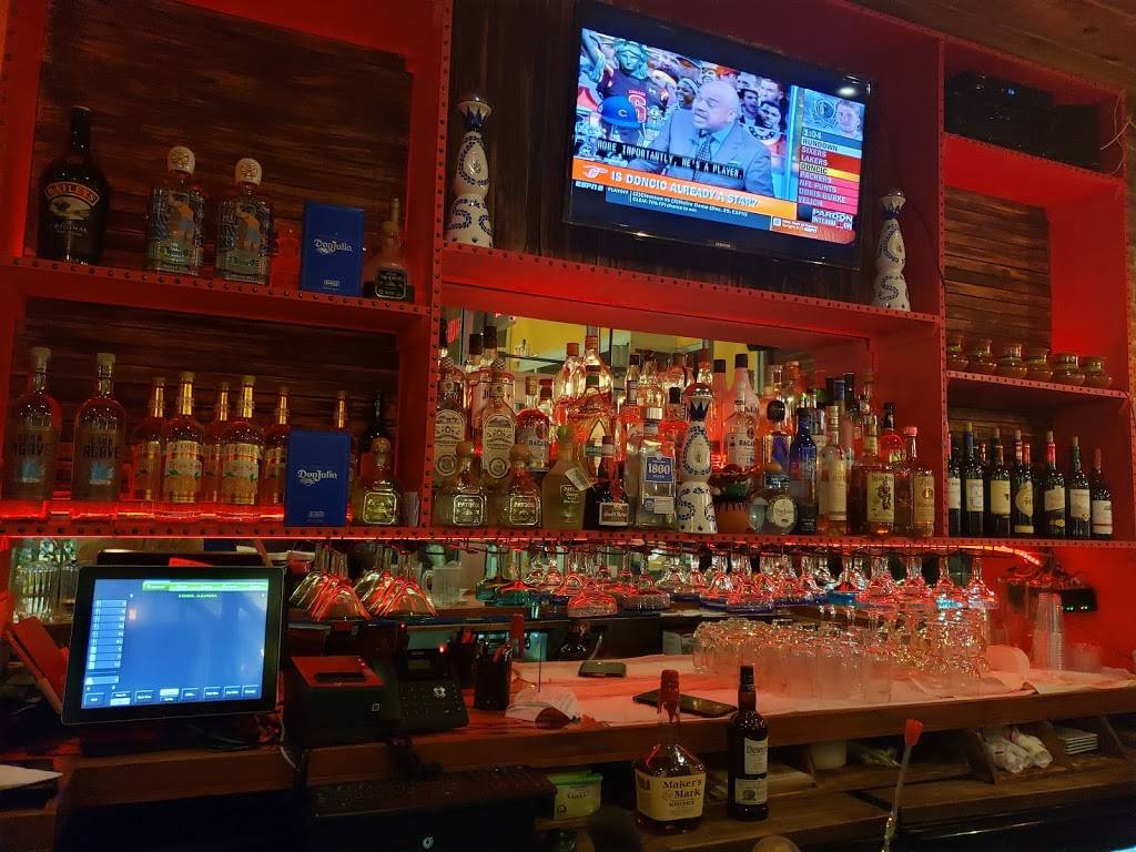 El Centro | restaurant | 66 Leonard St, Belmont, MA 02478, USA | 6174841515 OR +1 617-484-1515