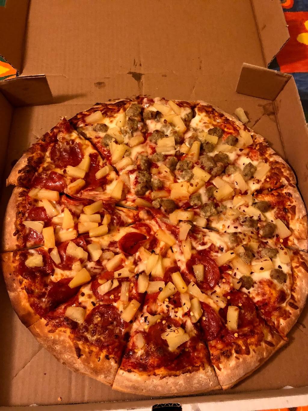 Island Grill & Pizzeria | restaurant | 2845 Jane St, North York, ON M3N 2J5, Canada | 4169010585 OR +1 416-901-0585