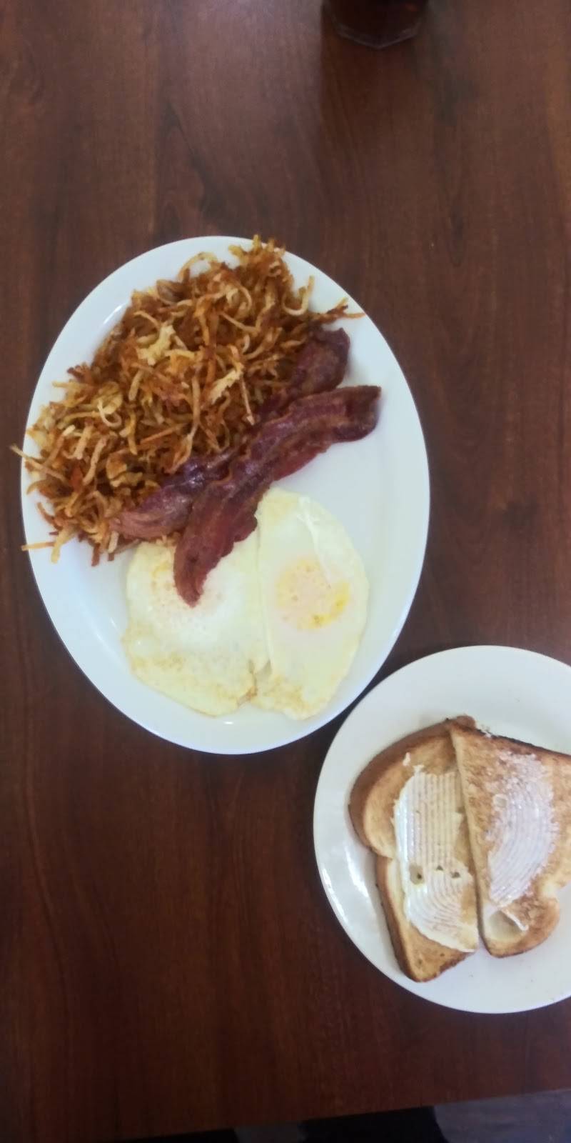 The Egg Plant Cafe and Catering | restaurant | 3751 Douglas Ave, Racine, WI 53402, USA | 2624561329 OR +1 262-456-1329