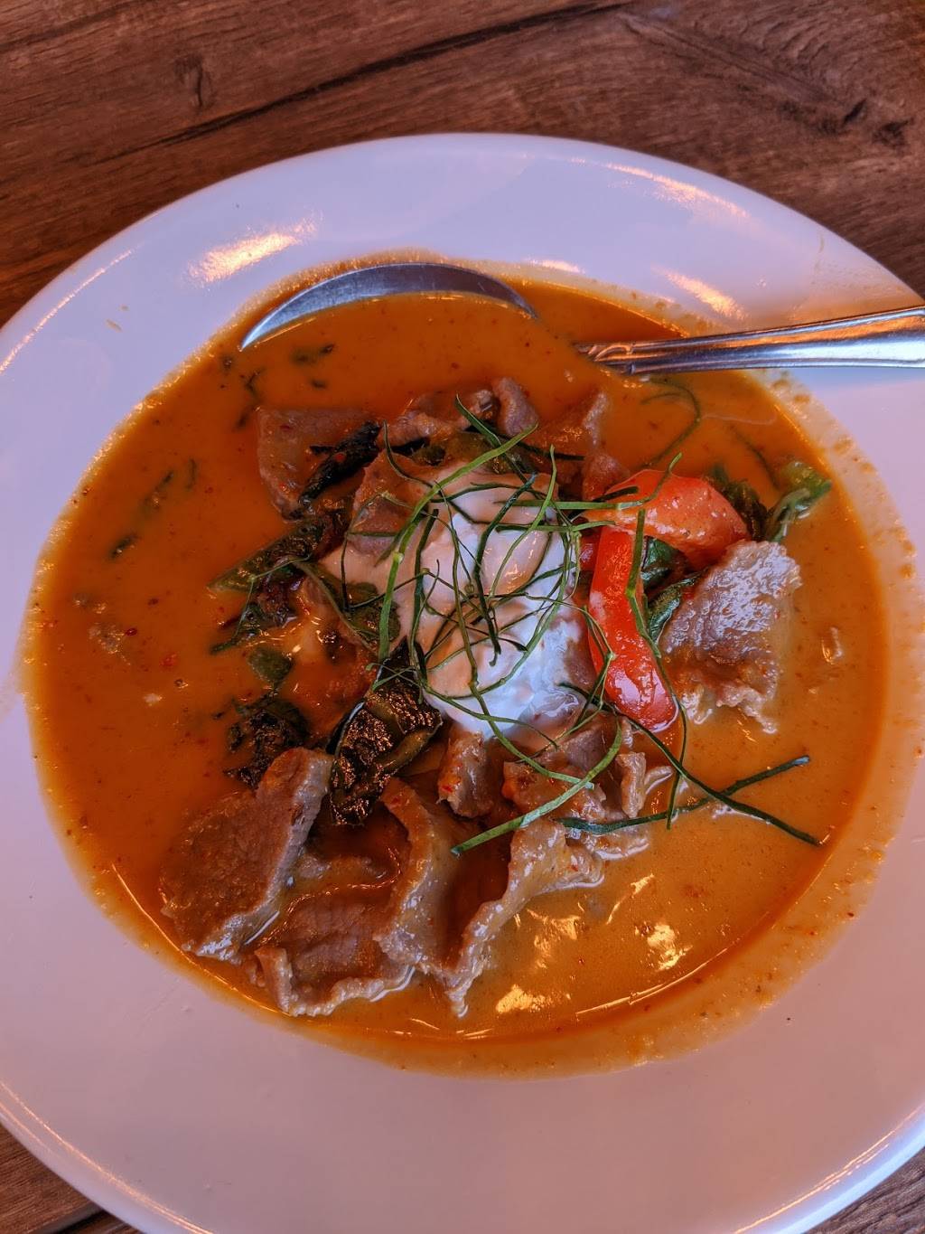 Khao Soi | restaurant | 2003 E 11th St, Bremerton, WA 98310, USA | 3603733431 OR +1 360-373-3431