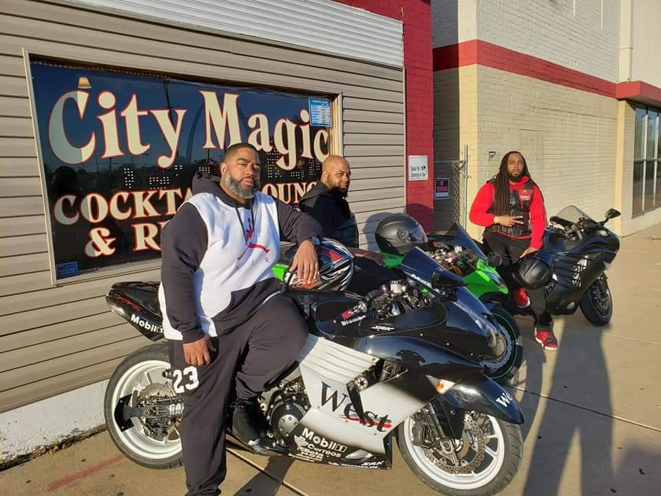 City Magic Cocktail Lounge & Restaurant | restaurant | 4955 Dr Martin Luther King Dr, St. Louis, MO 63113, USA | 3143764401 OR +1 314-376-4401