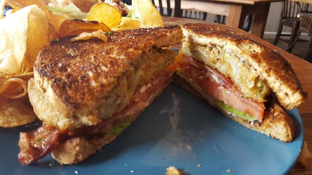 Timotis Seafood Shak | restaurant | 21 N 3rd St, Fernandina Beach, FL 32034, USA | 9043106550 OR +1 904-310-6550