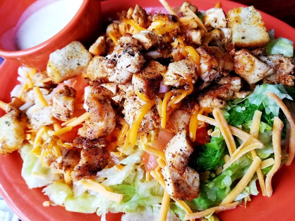 Krawl Daddys | restaurant | 221 N Main St, St Charles, MO 63301, USA | 6364930282 OR +1 636-493-0282