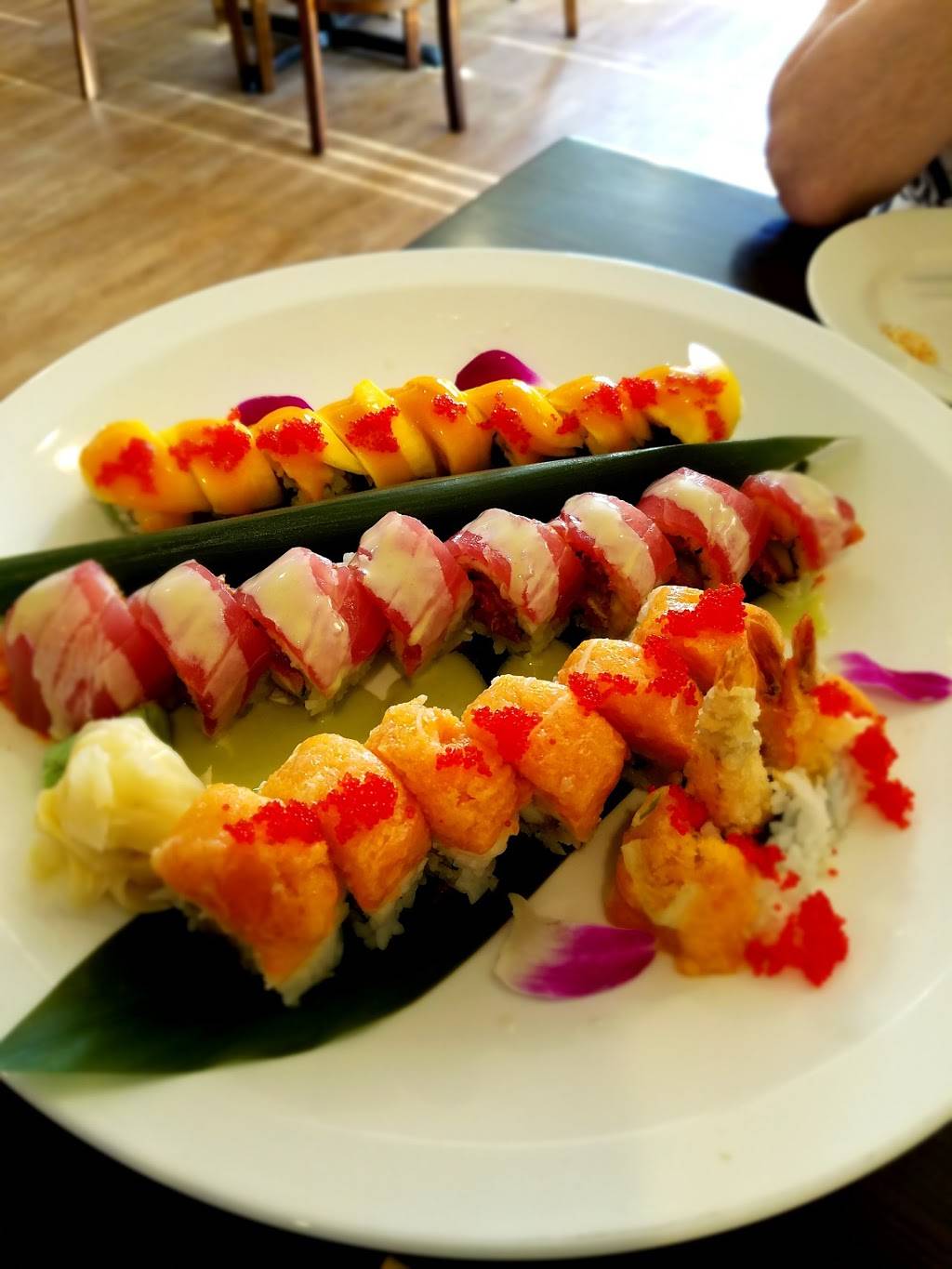 Pearl East | restaurant | 323 Hope St, Stamford, CT 06907, USA | 2039730072 OR +1 203-973-0072