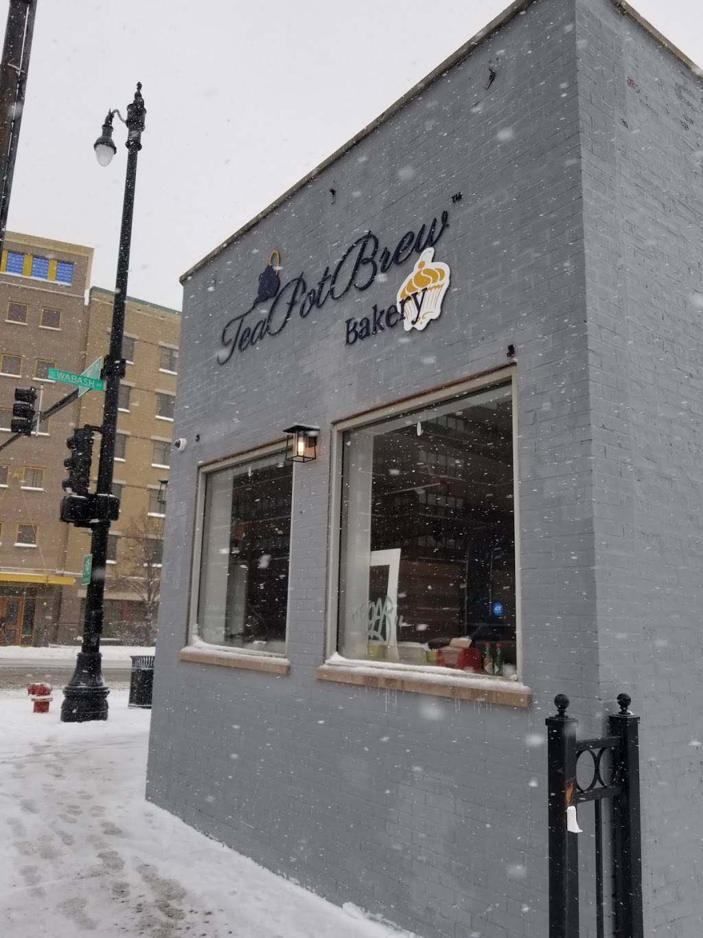 TeaPotBrew Bakery | bakery | 1802 S Wabash Ave, Chicago, IL 60616, USA | 3129666001 OR +1 312-966-6001