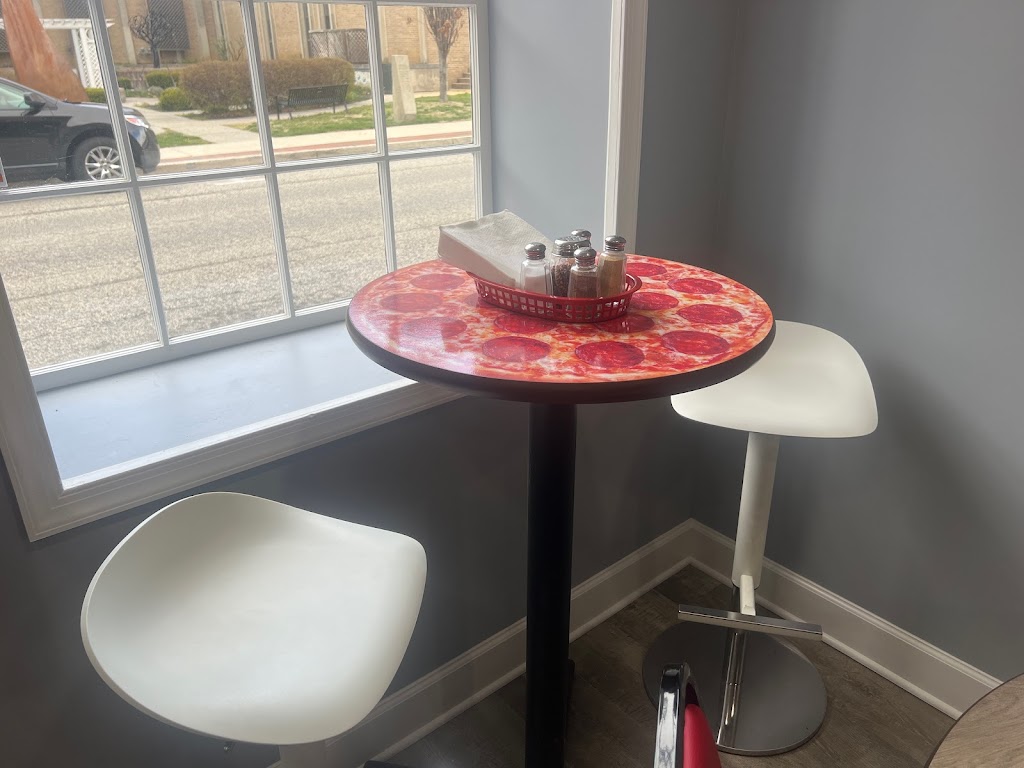 CECIL SLICES | restaurant | 138 E Main St, Elkton, MD 21921, USA | 4434062717 OR +1 443-406-2717