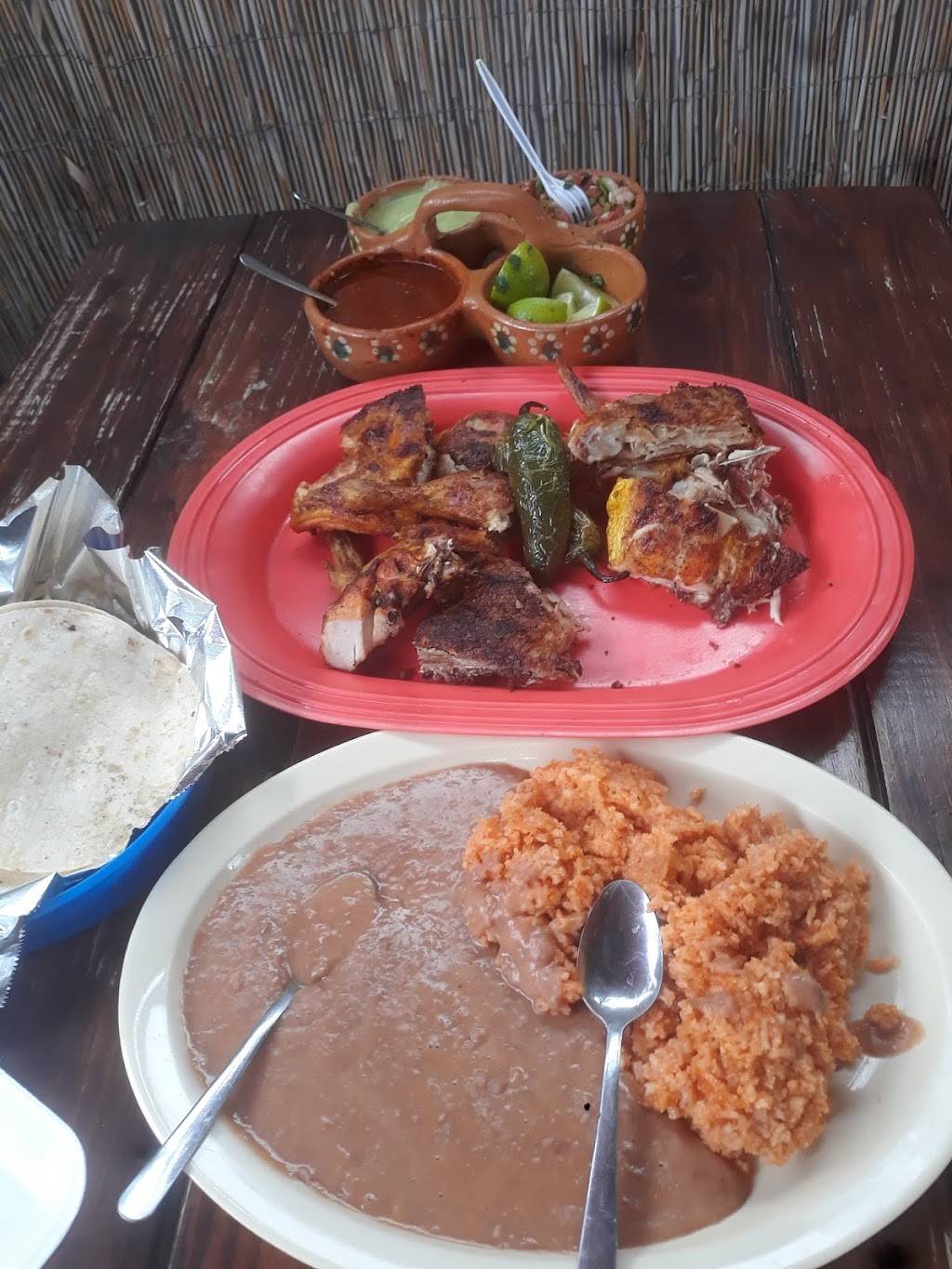 El Matador Asadero y Cocina | restaurant | 2803 E Broadway Rd, Phoenix, AZ 85040, USA | 6022835381 OR +1 602-283-5381