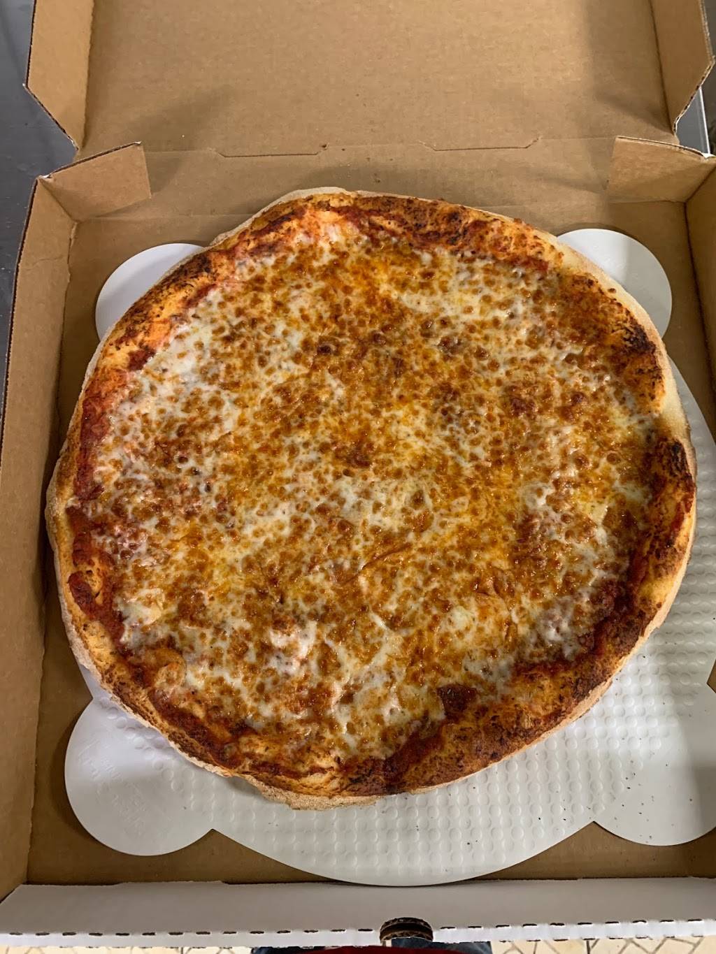 Ballerz Pizza | restaurant | 7185 Crane Ave, Jacksonville, FL 32216, USA | 9045164104 OR +1 904-516-4104