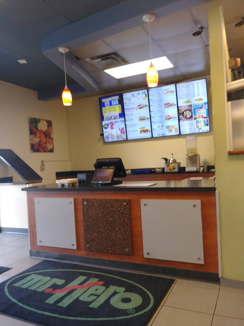 Mr. Hero | meal takeaway | 4640 Richmond Rd, Warrensville Heights, OH 44128, USA | 2165919444 OR +1 216-591-9444