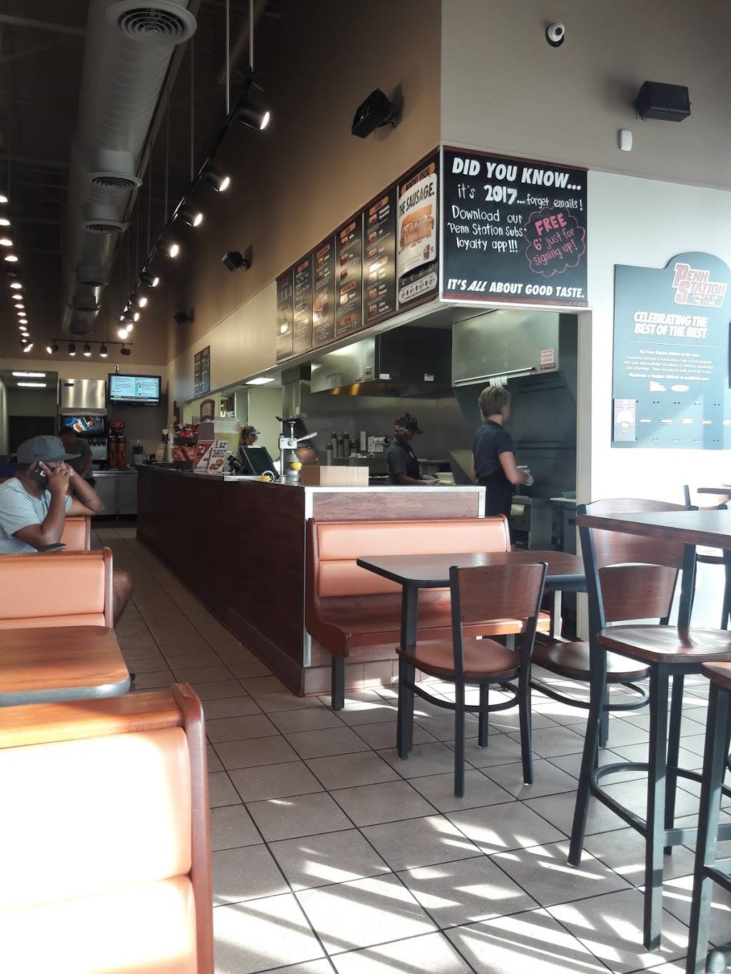 Penn Station East Coast Subs | meal takeaway | 6661 Dixie Hwy, Louisville, KY 40216, USA | 5029337345 OR +1 502-933-7345