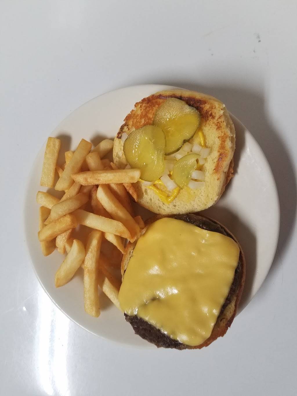 Grannys Kitchen | restaurant | 9723, 1105 W Main St, Woodville, OH 43469, USA | 4198492203 OR +1 419-849-2203