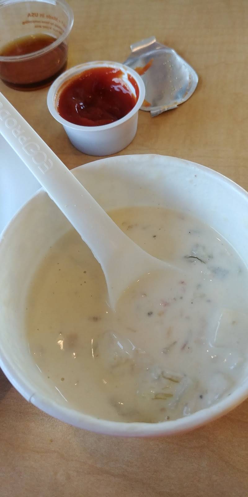 Ivars Seafood Bar | restaurant | 10114 S Tacoma Way, Tacoma, WA 98499, USA | 2535884773 OR +1 253-588-4773