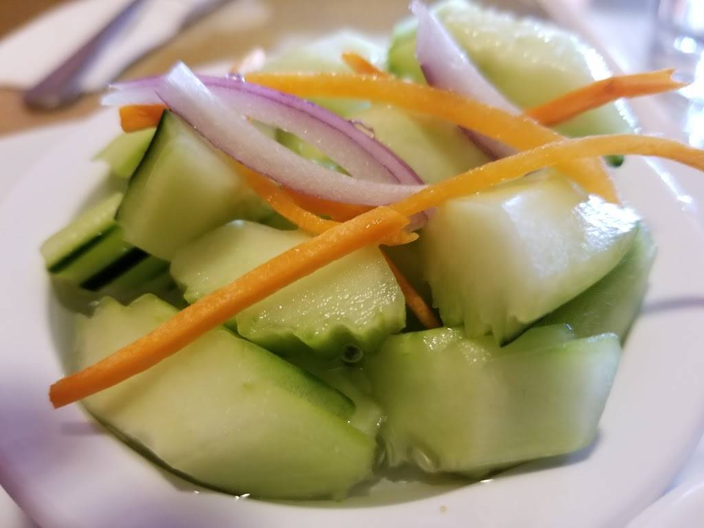 Mai Thai Restaurant | restaurant | 697 N Cass Ave, Westmont, IL 60559, USA | 6304554298 OR +1 630-455-4298