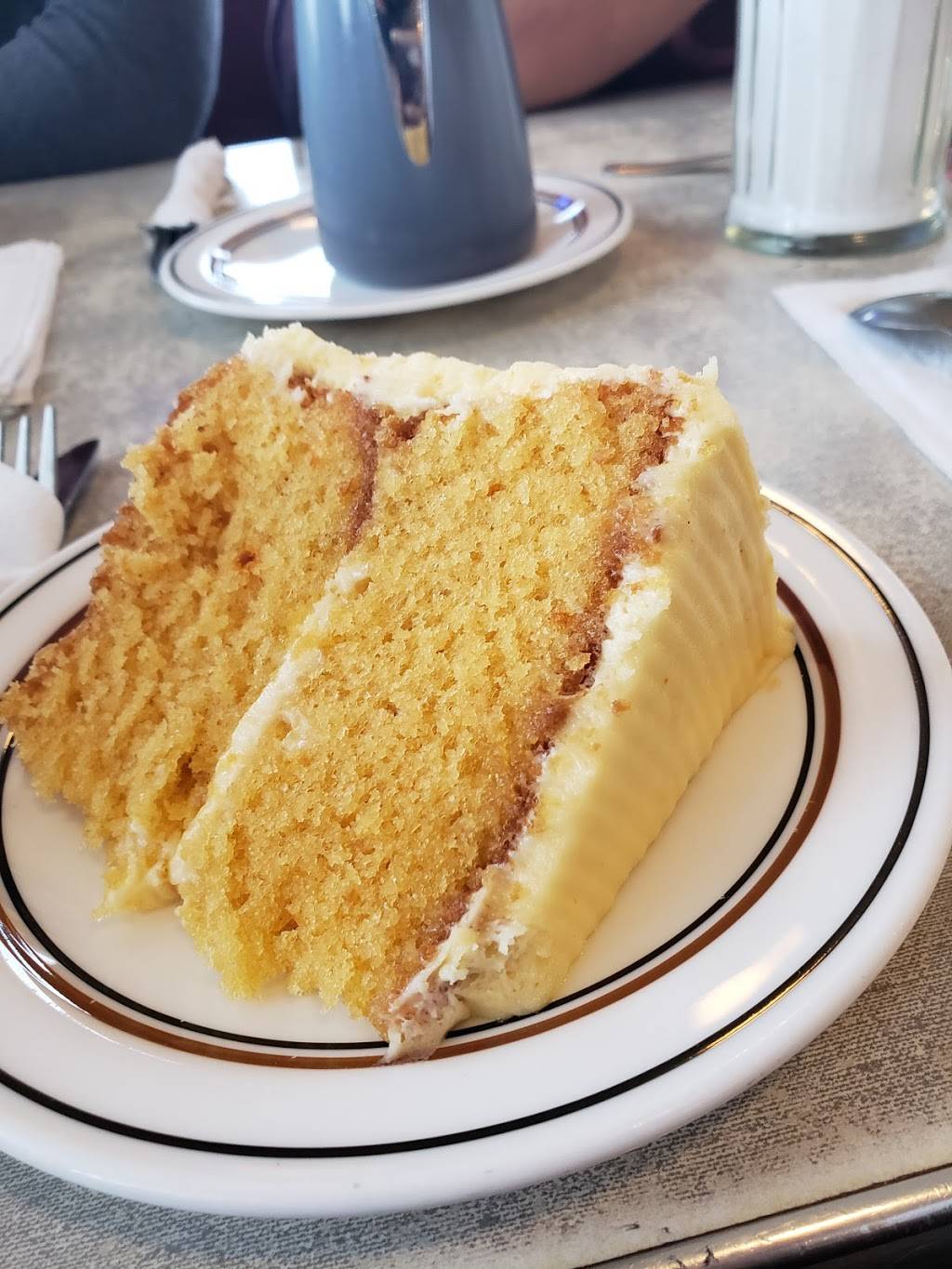 Miss Oxford Diner | restaurant | 233 S 3rd St, Oxford, PA 19363, USA | 6109322653 OR +1 610-932-2653