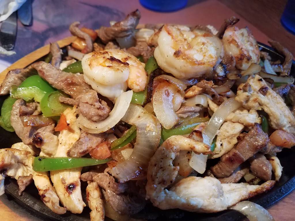 El Charro | restaurant | 1711 Schofield Ave, Schofield, WI 54476, USA | 7153038355 OR +1 715-303-8355