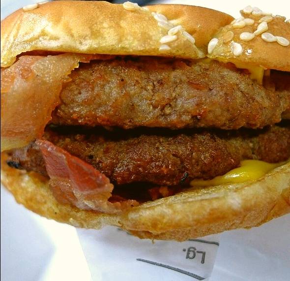 Hardees | restaurant | 3808 S Western Ave, Marion, IN 46953, USA | 7656771110 OR +1 765-677-1110