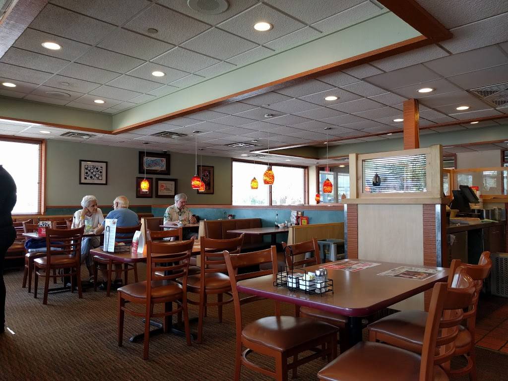 Dennys | restaurant | 198 Semoran Blvd, Casselberry, FL 32707, USA | 4073881285 OR +1 407-388-1285