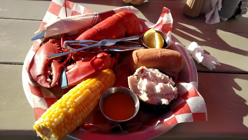 Bayleys Seafood Restaurant | restaurant | 165 Pine Point Rd, Scarborough, ME 04074, USA | 2078859754 OR +1 207-885-9754