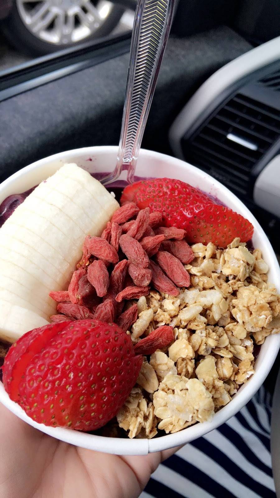 Clean Juice | restaurant | 3334 W Friendly Ave Suite 117, Greensboro, NC 27410, USA | 3367633759 OR +1 336-763-3759