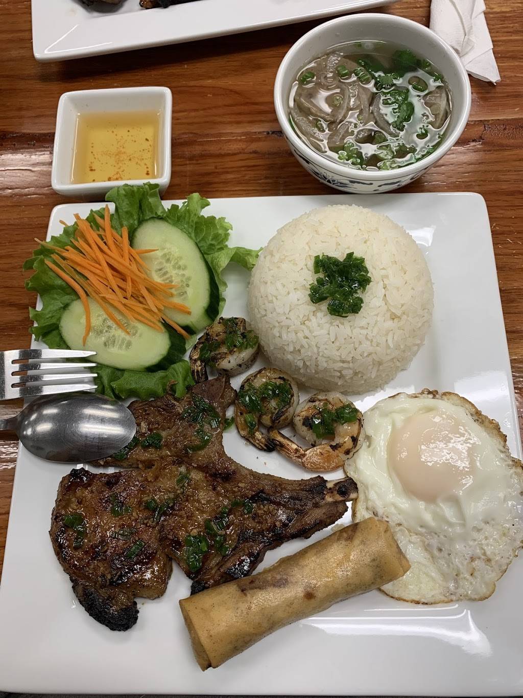 LE’S PHO | restaurant | 5040 W State Rd 46 #1114, Sanford, FL 32771, USA | 4073219015 OR +1 407-321-9015