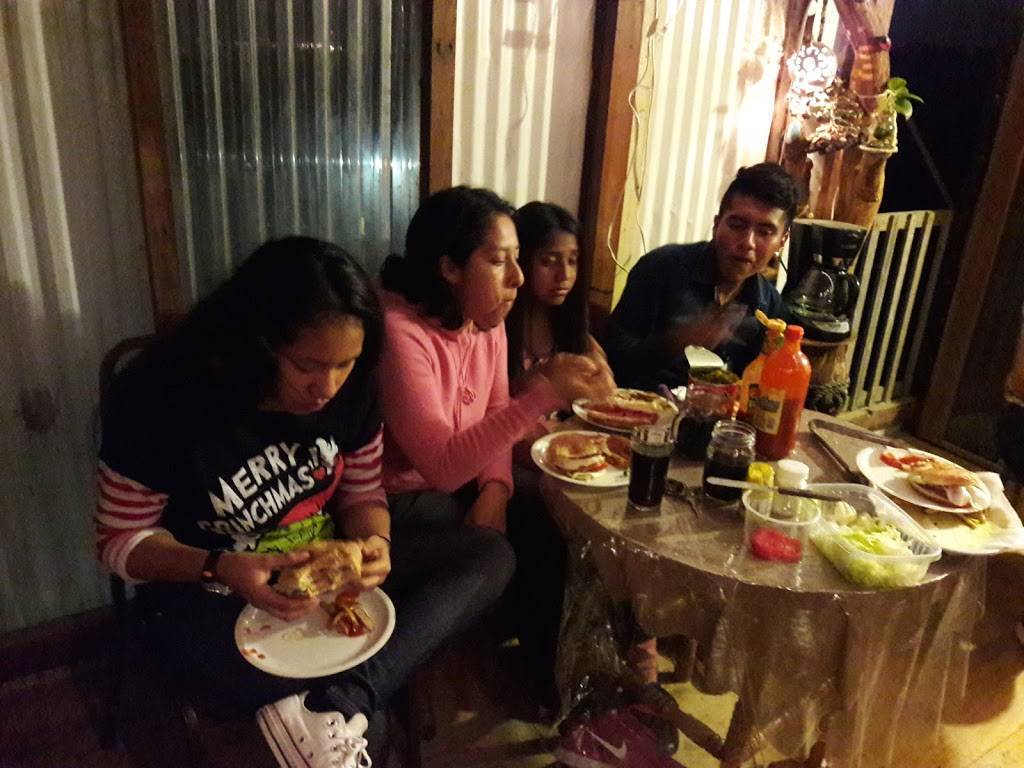 La Cabañita Las Gonzalez | restaurant | San Angel, 22524 Tijuana, B.C., Mexico | 016645253440 OR +52 664 525 3440