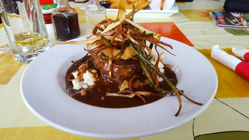 Stonewater Pub | restaurant | 490 Stone Street South lower, Gananoque, ON K7G 2A4, Canada | 6133822116 OR +1 613-382-2116