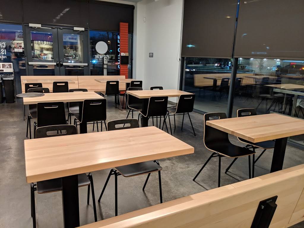 Chipotle Mexican Grill | restaurant | 4323 Chouteau Trafficway A-1, Kansas City, MO 64117, USA | 8164599892 OR +1 816-459-9892