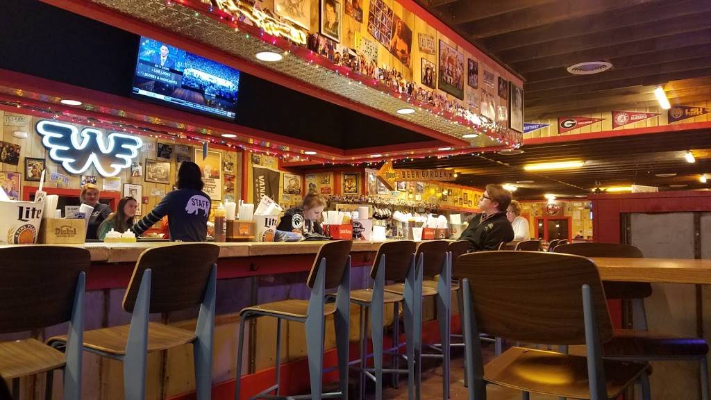 Martins Bar-B-Que Joint | restaurant | 2400 Elliston Pl, Nashville, TN 37203, USA | 6157472473 OR +1 615-747-2473