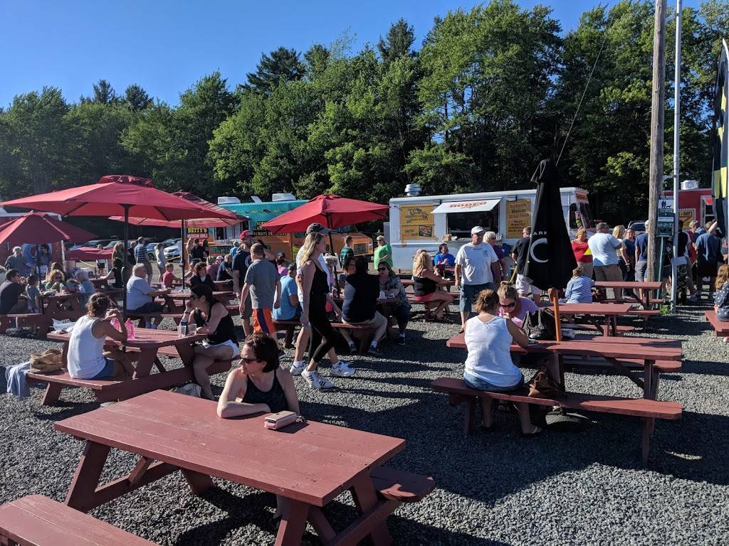 Congdons After Dark Food Truck Park | restaurant | 1100 Post Rd, Wells, ME 04090, USA | 2076464219 OR +1 207-646-4219