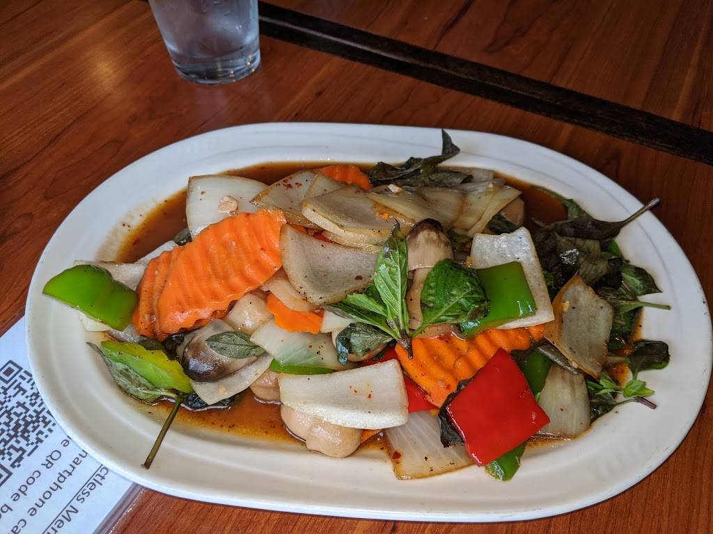 Lotus Thai Bistro | restaurant | 3050 Pio Pico Dr, Carlsbad, CA 92008, USA | 7607303345 OR +1 760-730-3345