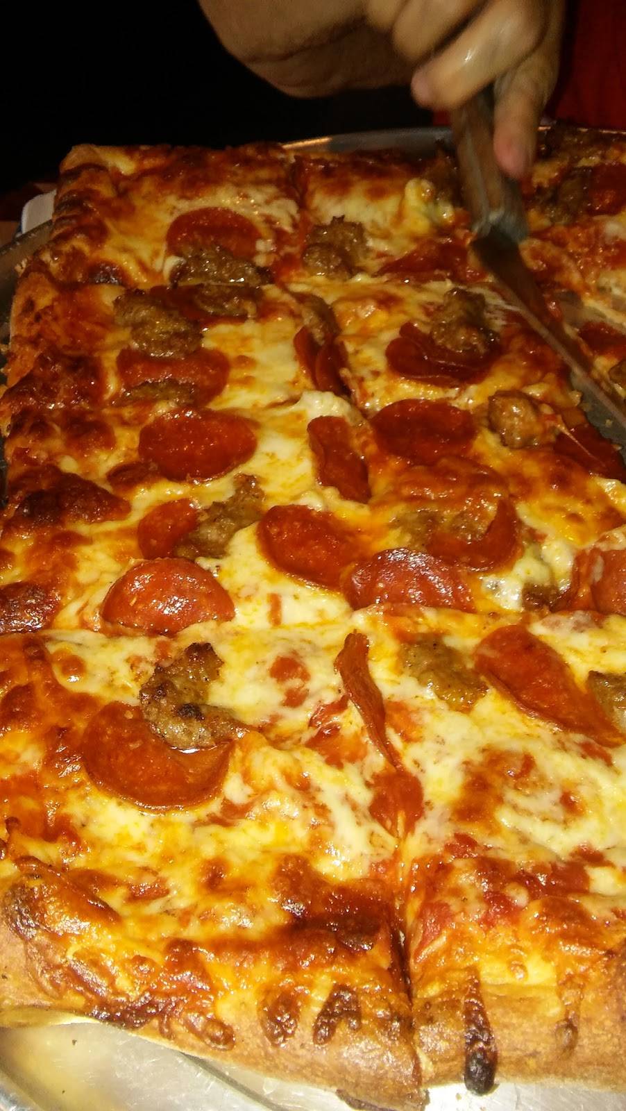 Mama Pepinos Pizza & Pub | restaurant | 44 Monongahela Ave, Glassport, PA 15045, USA | 4126720705 OR +1 412-672-0705