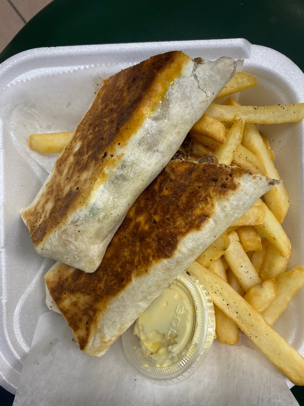 Grub Shack | restaurant | 11900 S Marshfield Ave, Calumet Park, IL 60827, USA | 7088240020 OR +1 708-824-0020