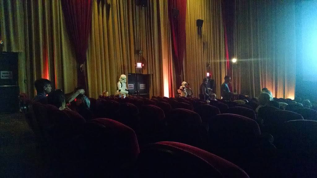 Century Cinema | meal takeaway | 41 Tamal Vista Blvd, Corte Madera, CA 94925, USA | 4159246506 OR +1 415-924-6506