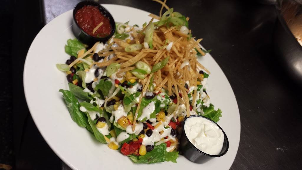 Rombys Tavern & Smokehouse | restaurant | 488 Lake St, St. Catharines, ON L2N 4H4, Canada | 9053971010 OR +1 905-397-1010